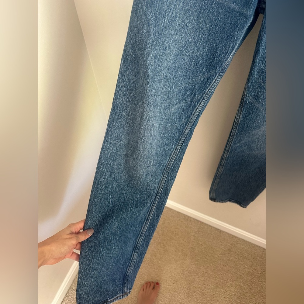 Abercrombie and Fitch the Dad high rise Jean size 2 - Picture 6 of 10
